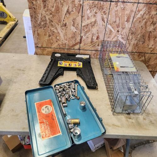 24" Live trap, assorted sockets, stool