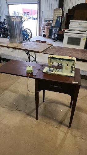 Singer sewing machine