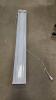 4' LED shoplight