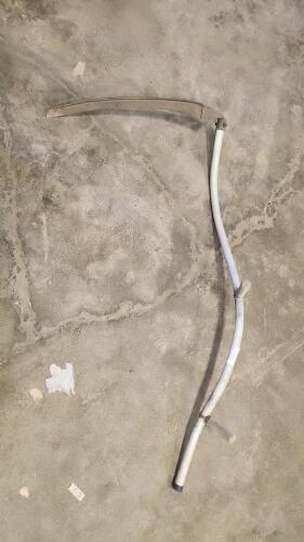 Alum scythe