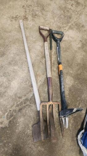 Fiskars weeder, garden tools