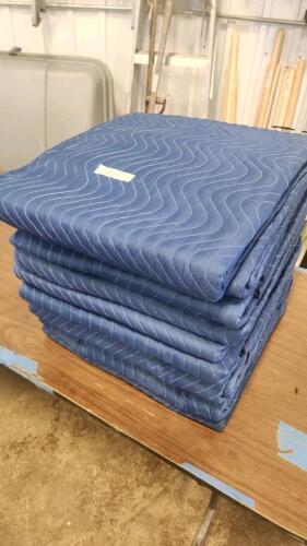 6 New moving blankets