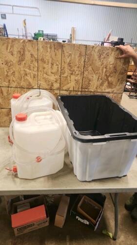 20L jugs, tub