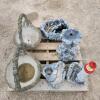 Concrete planters & decor