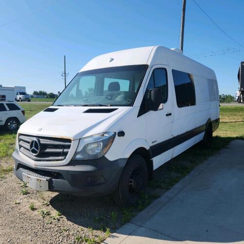 2015 3500 Diesel Spinter van, 415,000km