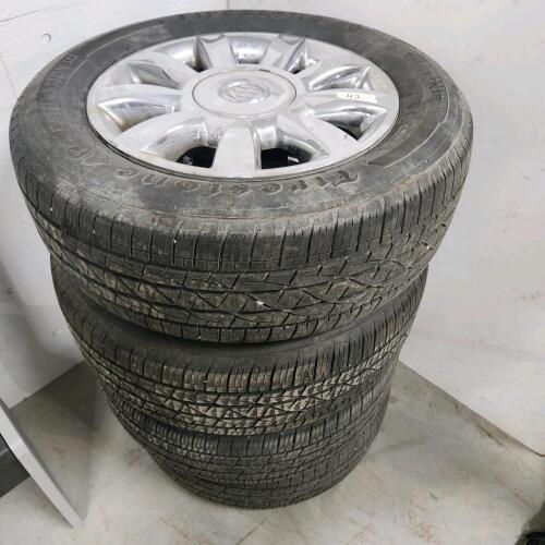 4 255/60R19 Buick wheels, 80% thread