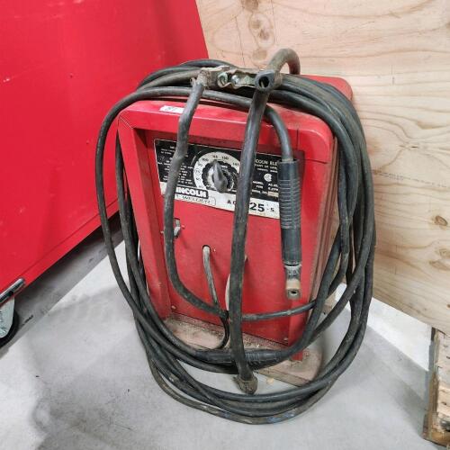 Lincoln working stick welder