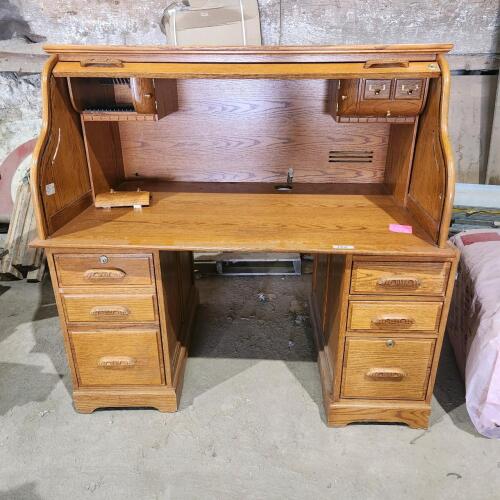 Oak roll top desk 54"L 35"W 53"H