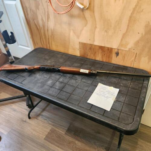 Winchester model 1200 12 guage pump shotgun