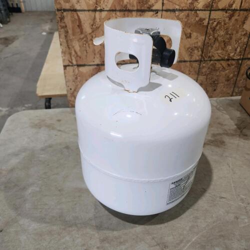 Full bbq tank