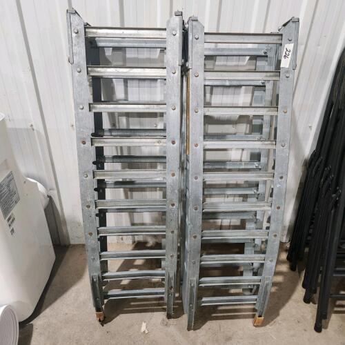 2 folding ramps 1'x7'