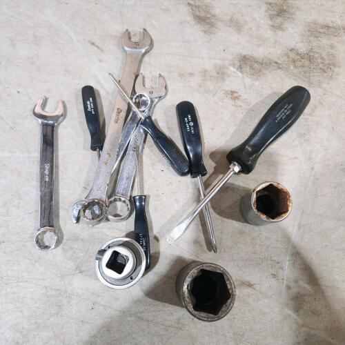 Assorted Snap-On tools