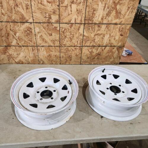 2 15x5 Trailer rim as new