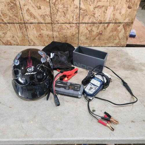 Noco booster pack, large helmet