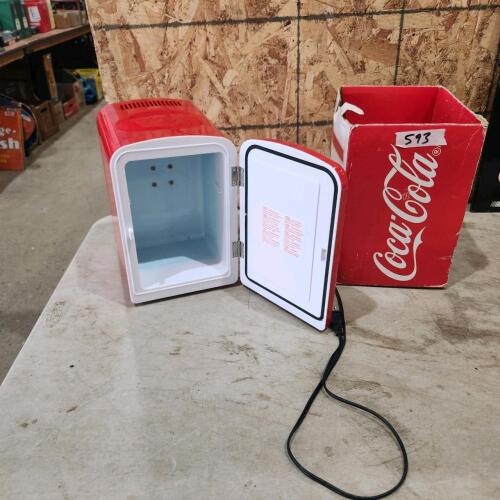 120V mini fridge