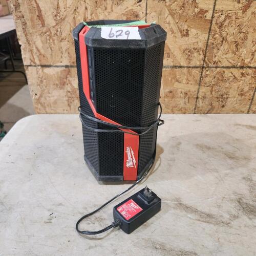 Milwaukee working Bluetooth speaker