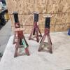 Jack stands
