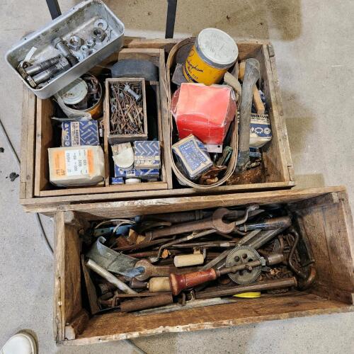 2 Old boxea w random hardware