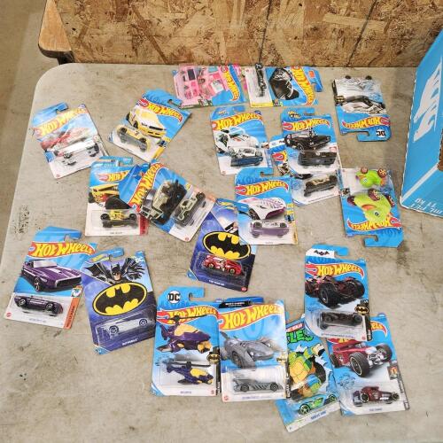 20 Hotwheels toys