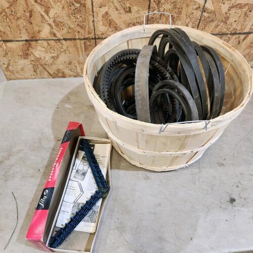 Assorted V belts