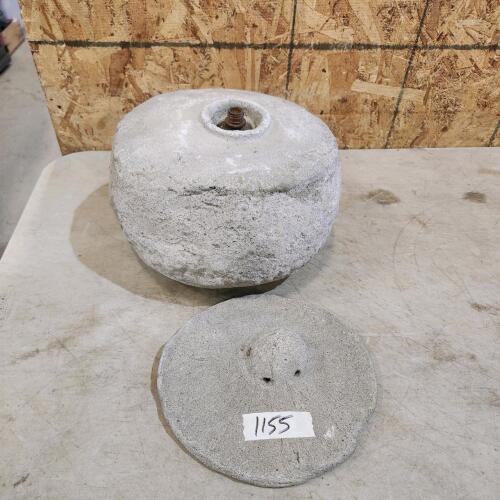 Concrete lantern