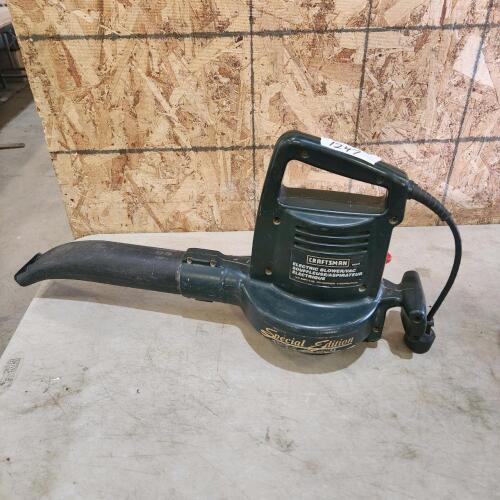Electric leaf blower