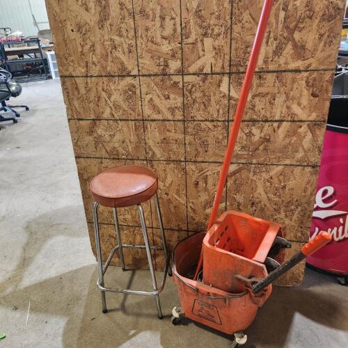 Mop bucket, 29" stool