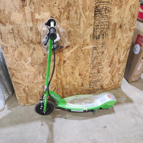 Battery scooter missing battery