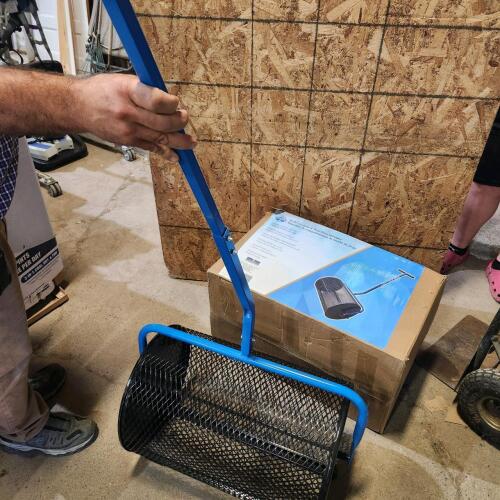 24" Compost & peat moss spreader