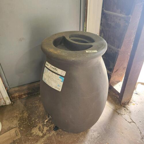 50 Gal plastic rain barrel