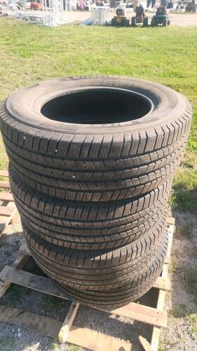 4 35x12.50R20 tires 40% tread