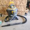 5 Gal shop vac