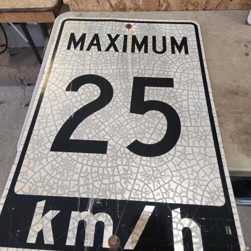 Metal sign 2'x3'