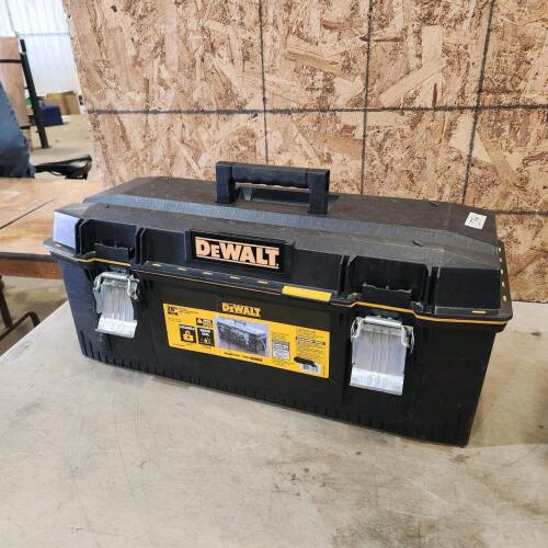 28" Dewalt toolbox