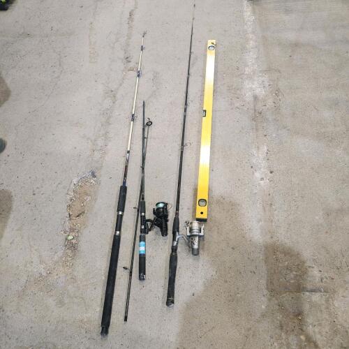 Fishing poles missing crank, level