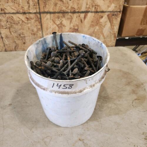 15lbs 3/16x2 1/2" Carriage bolts