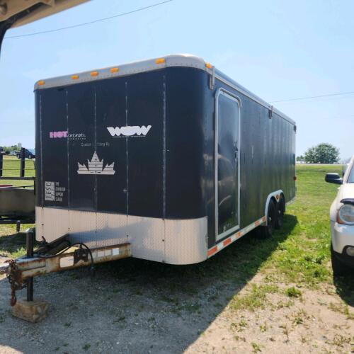 2000 Featherlite 20'L 8'W 70" inside height, Enclosed trailer w ownership