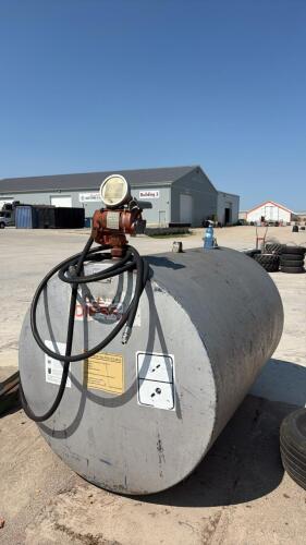 500 Gallon diesel tank w/ electric pump