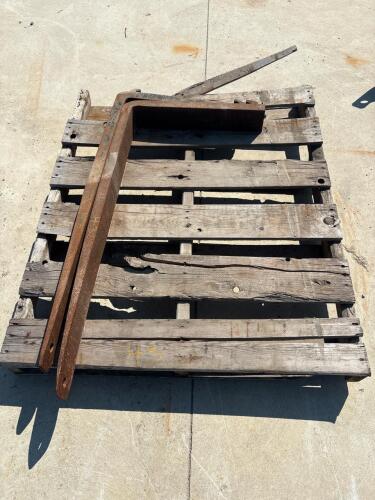 41&rdquo;Lx4&rdquo;W pallet forks