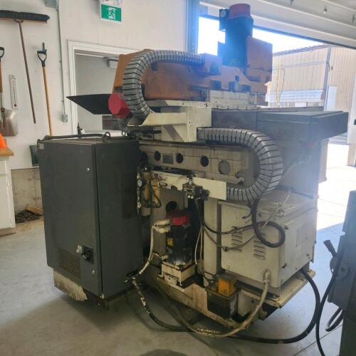 1989 Leblond Makino CNC milling machine as is
