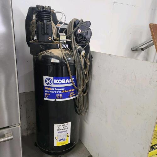 60 Gal Kobalt air compressor working