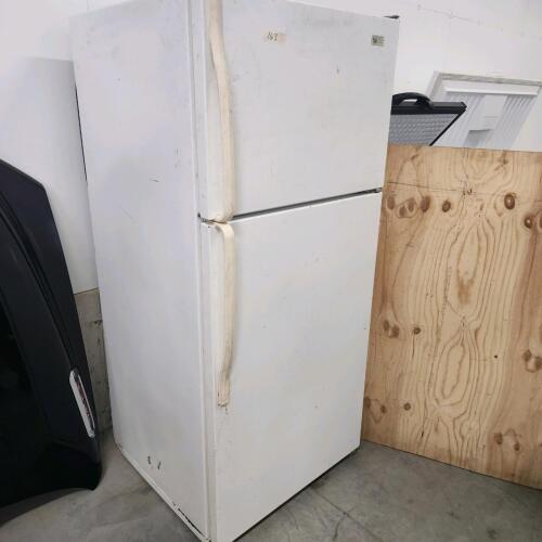 Working fridge 28"W 62"H