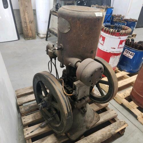 Novo hit & miss engine complete not seized