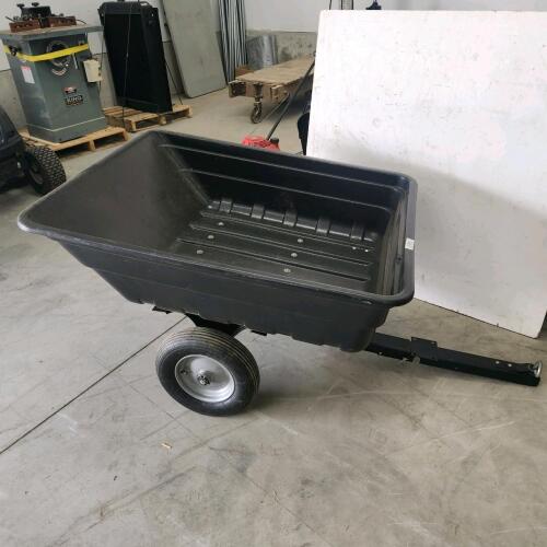 Plastic dump trailer 37"W 47"L