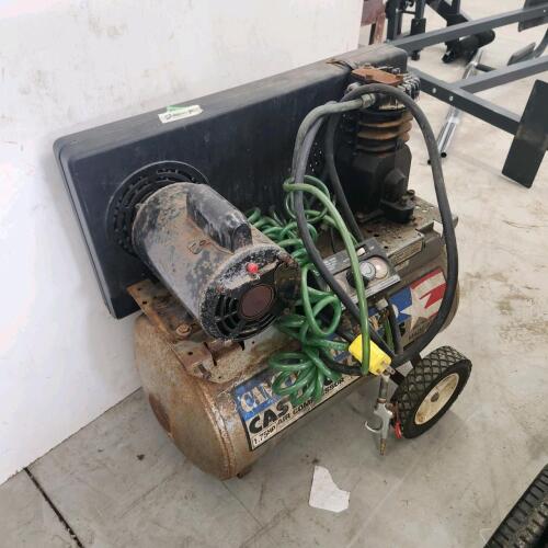 Air compressor missing handle