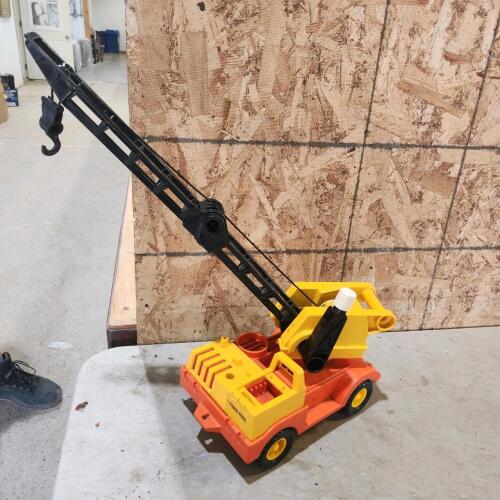 Fisher-Price crane