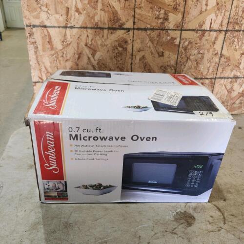 .7 Cubic fy microwave as new