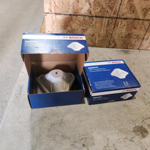 Ceiling mount motion detectors
