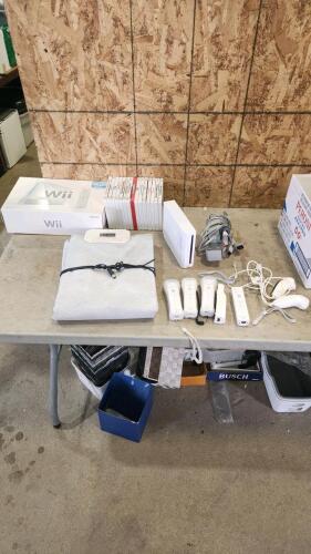 Complete wii console with games