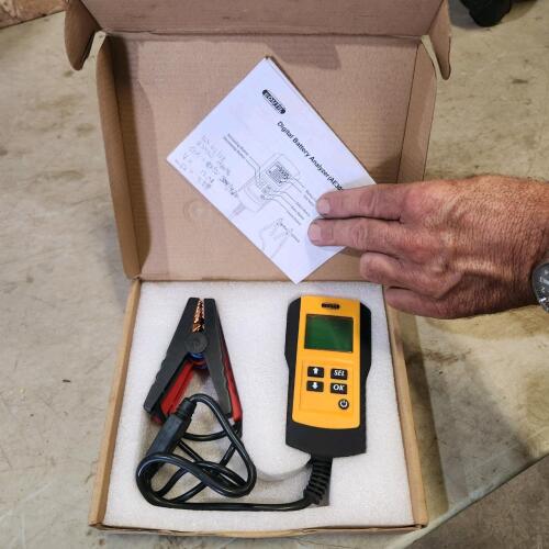 Digital battery analizer